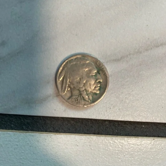 Vintage Buffalo Nickel Coin - Picture 1 of 2
